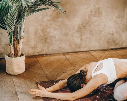 Daily Ways To Manage Stress Holistically — Two Wander